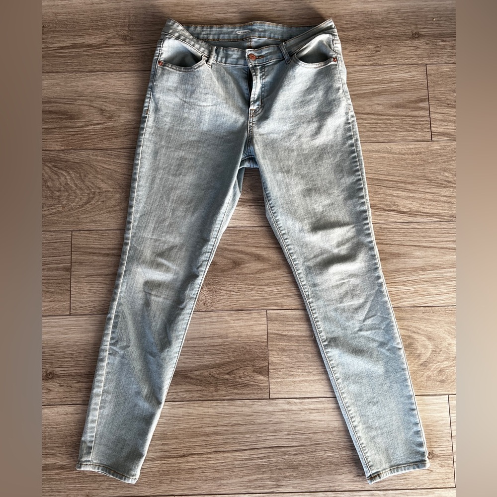Old Navy Jeans - Light Wash - Super Skinny - Woman's size 10
